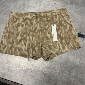 Calvin Klein Jeans Women’s New Green Chino Shorts Size 10
